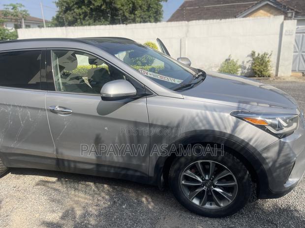 Hyundai Santa Fe Limited AWD 2017 Silver