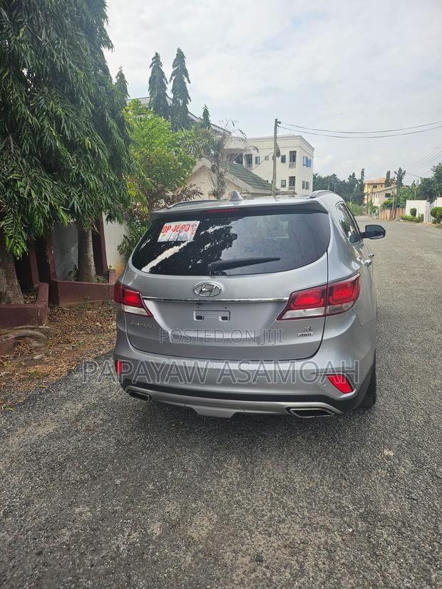 Hyundai Santa Fe Limited AWD 2017 Silver