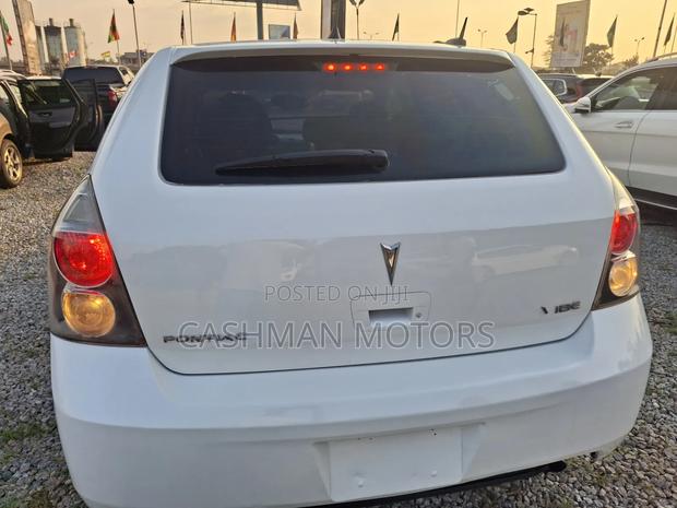 Pontiac Vibe 1.8L 2010 White