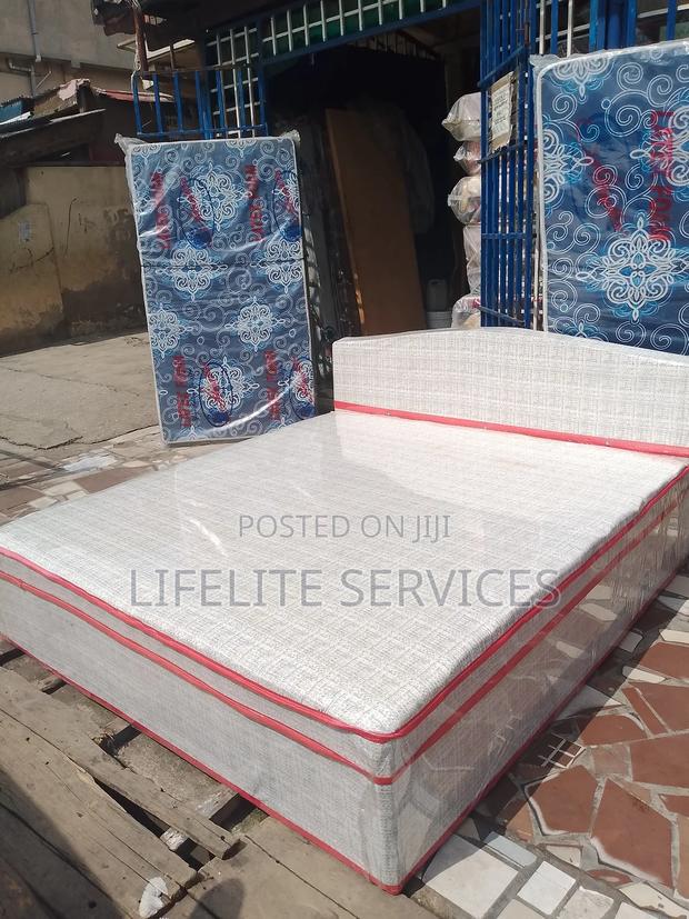 Inbuilt Bed Queen Size Foam Already Inside · Photo 2