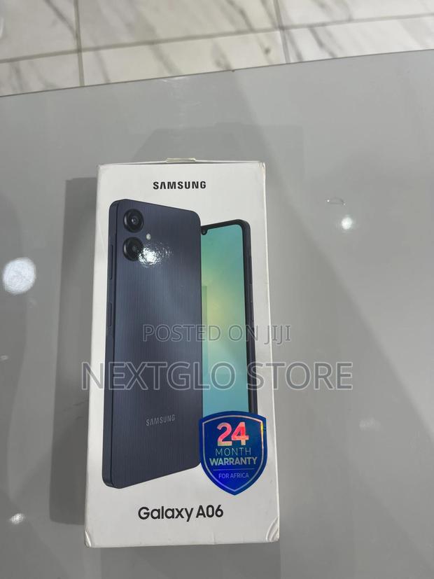 New Samsung Galaxy A06 64 GB Black photo 2
