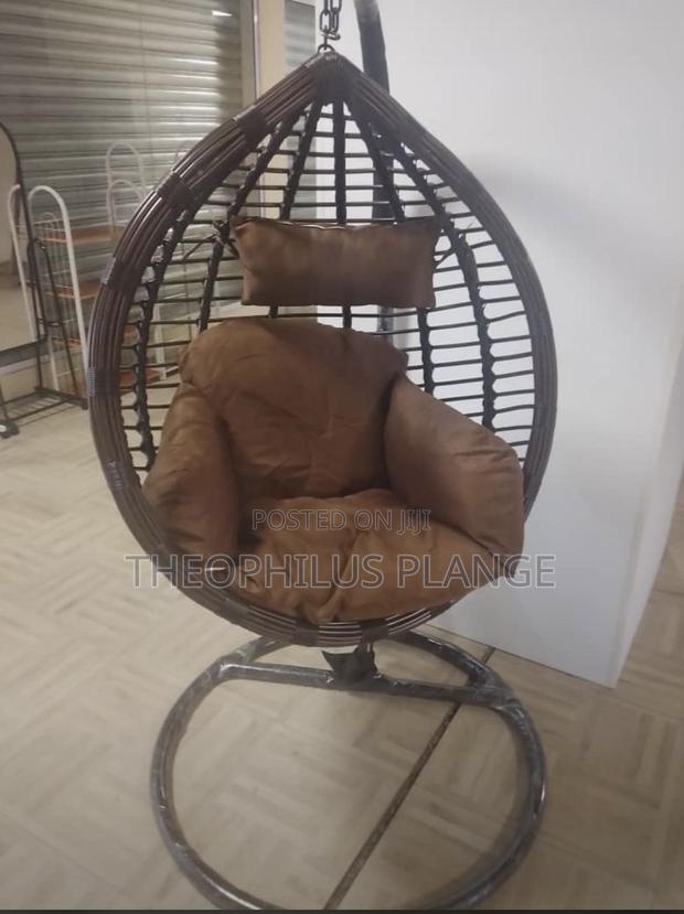 Archi Swing Chair · Photo 2