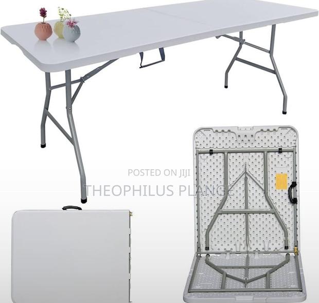 8 Seater Party Table · Photo 2