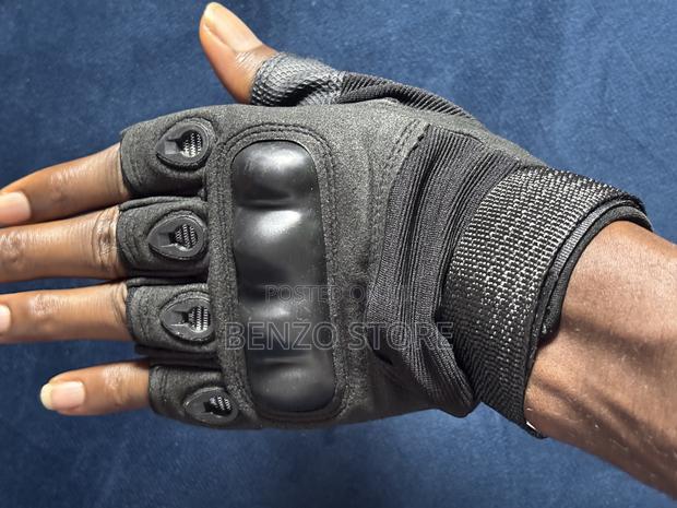 Original Leather Gym Gloves for Workout, Military and Riding Motors · Photo 3