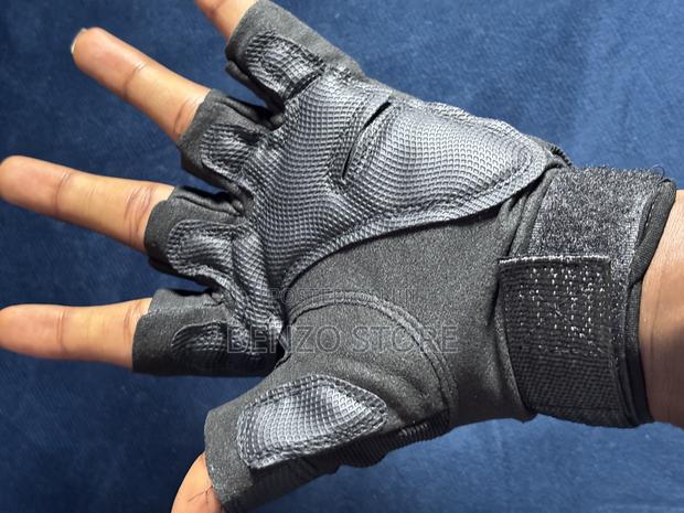 Fitness Training Gloves for Gym, Military Training and Riding Motors · Photo 4