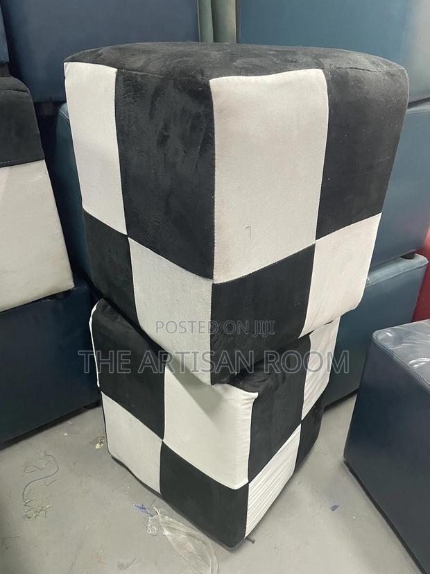 Chromatic Cube Luxe Chair photo 2