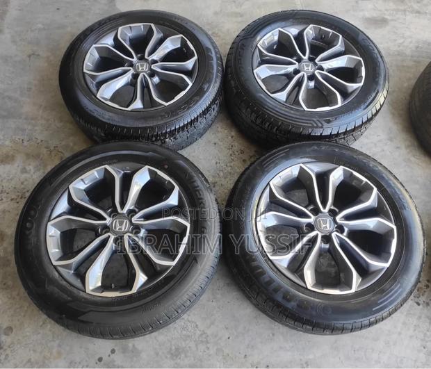 Honda CRV Rim 18 With Tyes