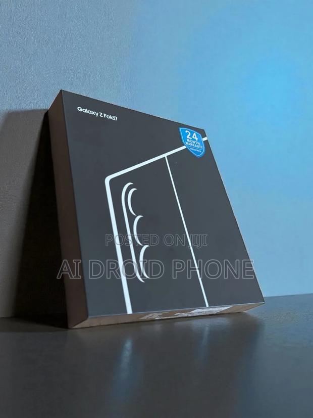 New Samsung Galaxy Z Fold7 256 GB Black photo 2