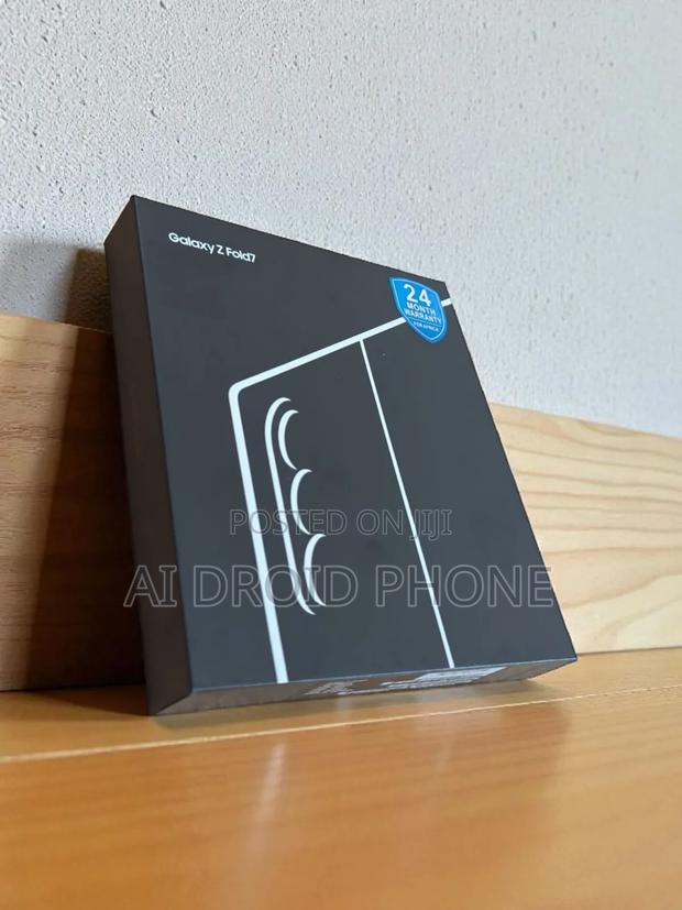 New Samsung Galaxy Z Fold7 256 GB Gray photo 2
