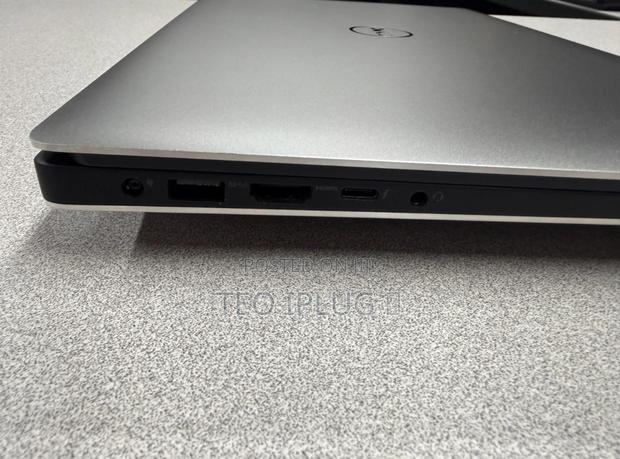 Laptop Dell XPS 15 (9560) 16GB Intel Core I7 SSD 512GB photo 6