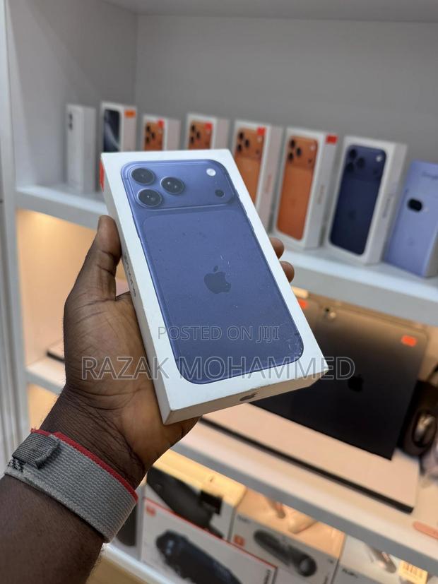 New Apple iPhone 17 Pro Max 512 GB Blue