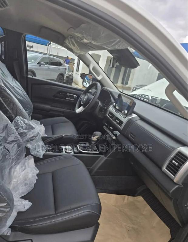 New Mitsubishi L200 2025 Gray photo 11