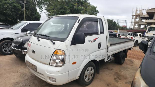 Kia Bongo 2014 White photo 2
