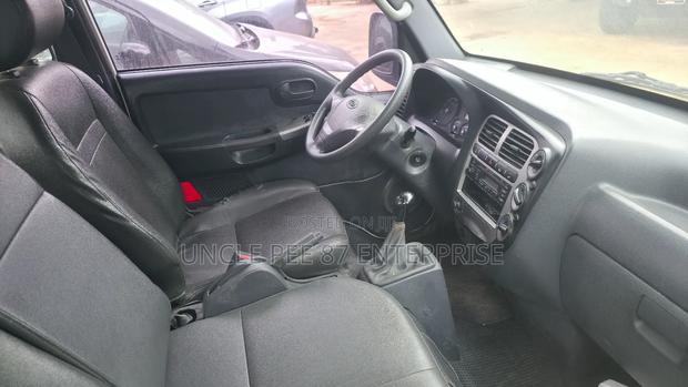 Kia Bongo 2014 White photo 4