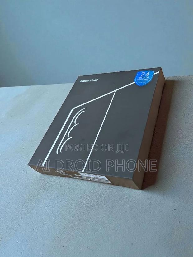 New Samsung Galaxy Z Fold7 256 GB Gray photo 2