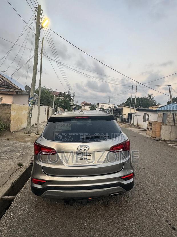 Hyundai Santa Fe SE AWD 2017 Beige photo 5