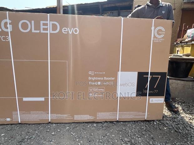 Lg 77” Oled Titanglow Maxscreen Every Frame, Perfected · Photo 3