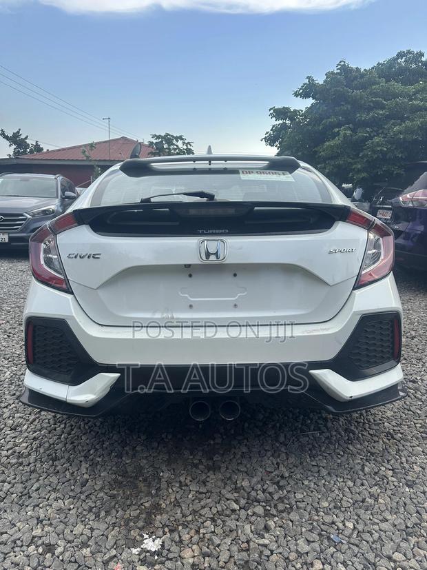 Honda Civic LX 2dr Coupe (2.0L 4cyl) 2017 White