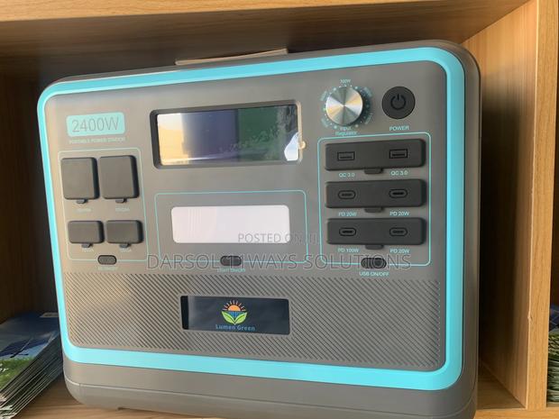 2400w Portable Power Station photo 3