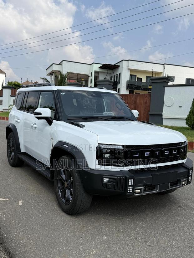 New Jetour T2 2.0 Petrol AWD 2025 White · Photo 4