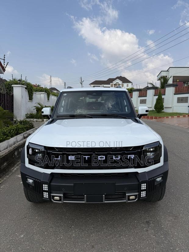 New Jetour T2 2.0 Petrol AWD 2025 White · Photo 1