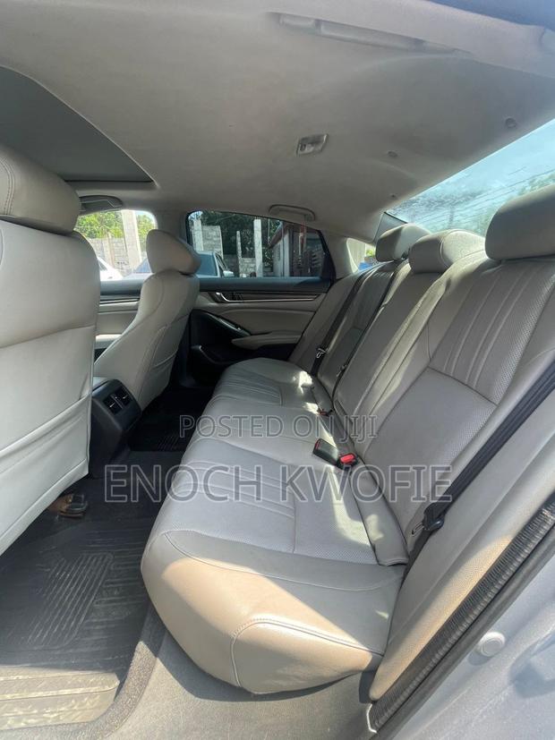 Honda Accord EX 2018 Silver photo 5