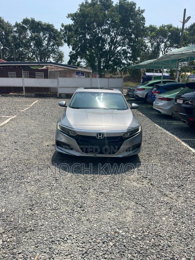 Honda Accord EX 2018 Silver photo 2