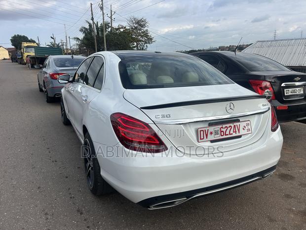 Mercedes-Benz C300 2018 White