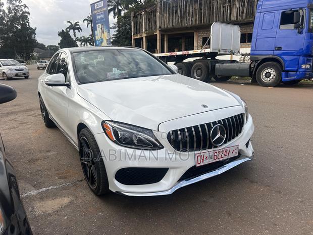Mercedes-Benz C300 2018 White