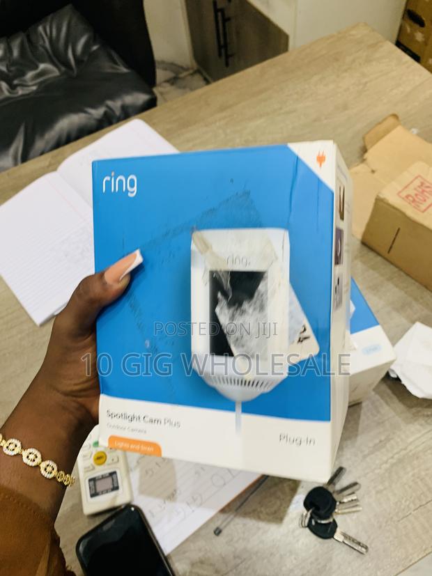 Amazing New White Camera Ring Sportlight Cam Single
