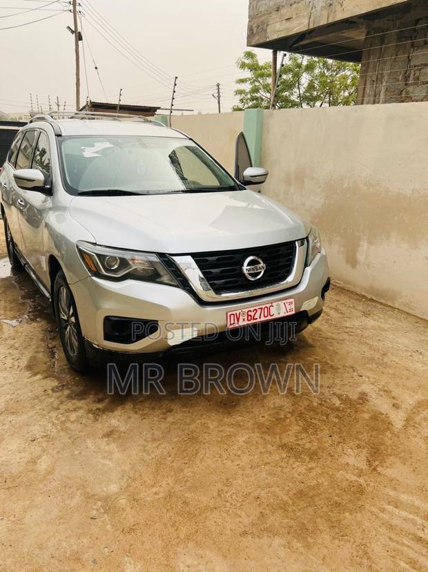 Nissan Pathfinder SL 4dr 4x4 (3.5L 6cyl) 2017 Silver