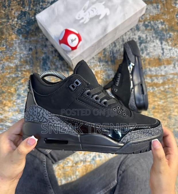 Air Jordan R3 Og Black N Grey · Photo 4