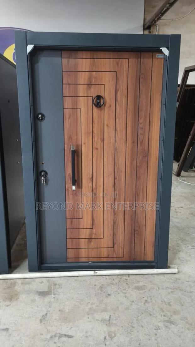 Single Security Door, Luksury Design, Affordable Price, Quality · Photo 4
