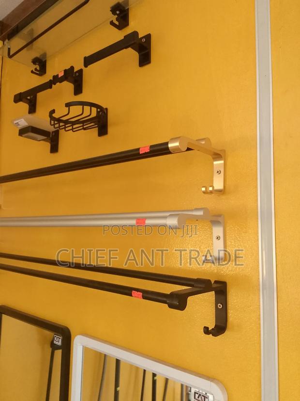 Towel Bars Black And Gold Gj602g · Photo 4