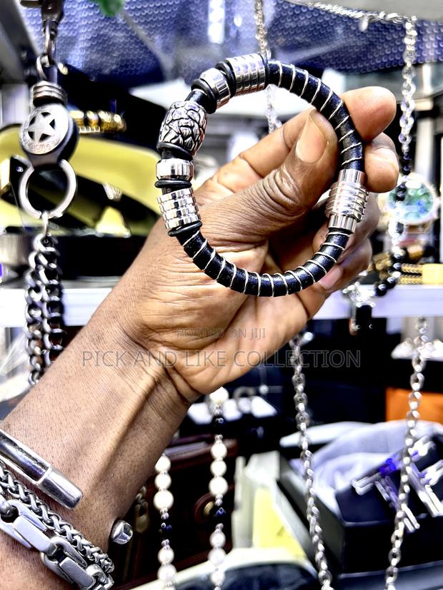 Bracelets and More photo 15