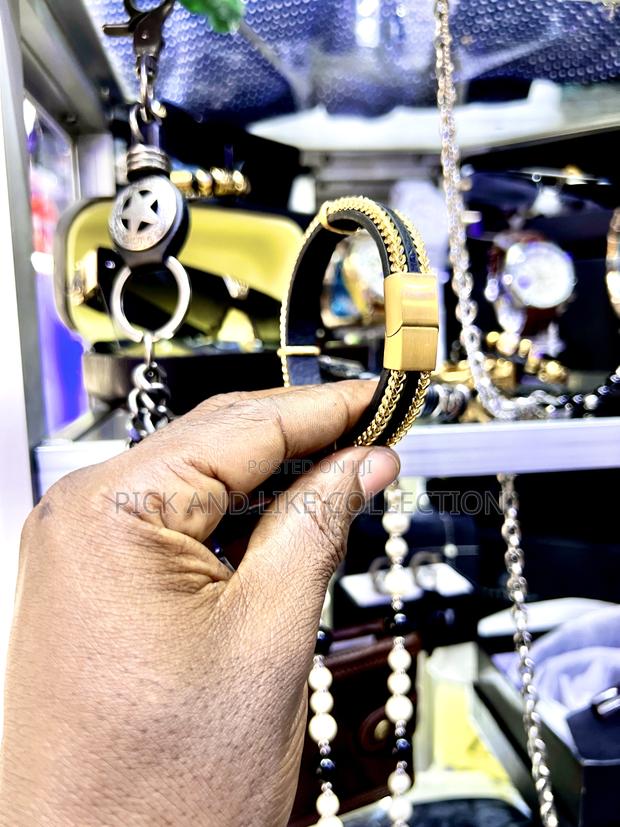 Bracelets and More photo 17