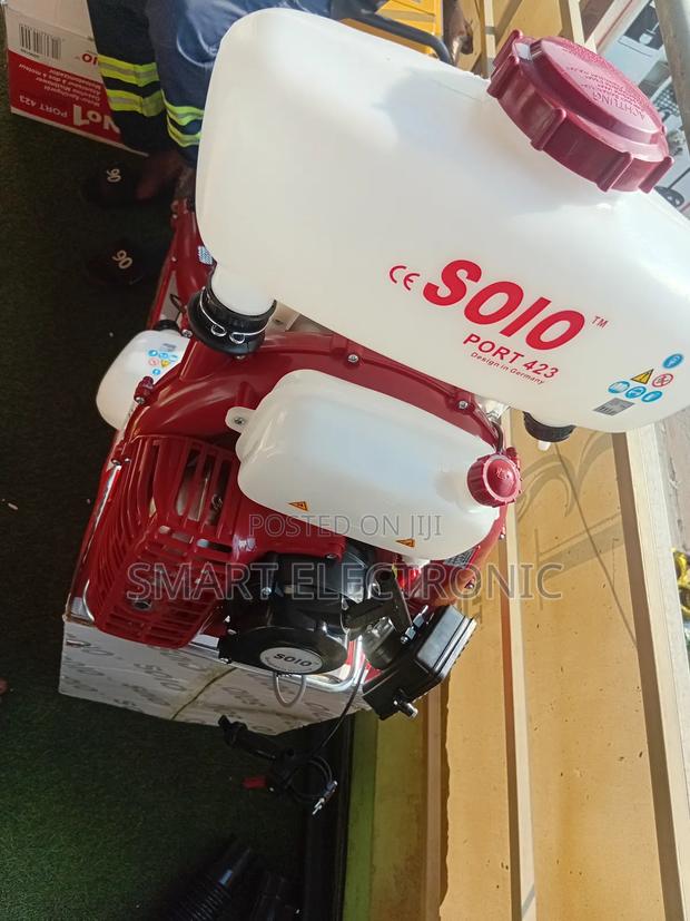 Heavy-Duty Solo Port 423- Perfect for Large-Scale Spraying · Photo 2