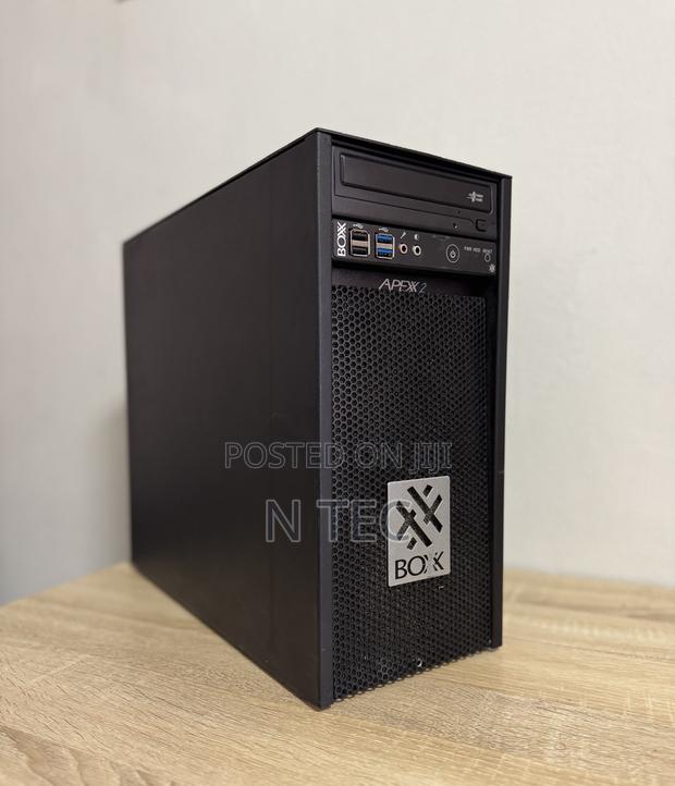 Desktop Computer Asus 16GB Intel Core I7 HDD+SSD 256GB