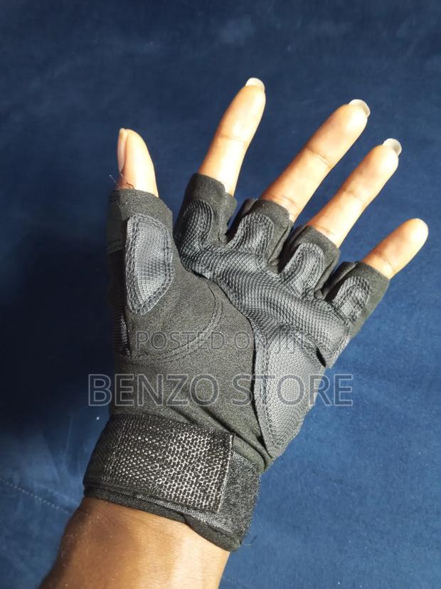 Quality Gym And Motor Riding Hand Gloves Available · Photo 4
