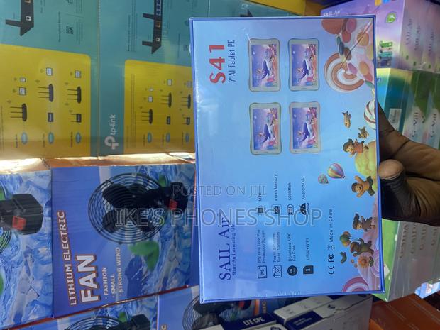 New Tablet 8 GB photo 2