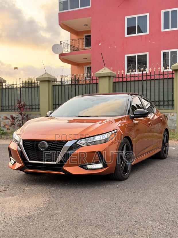 Nissan Sentra SR 2023 Orange