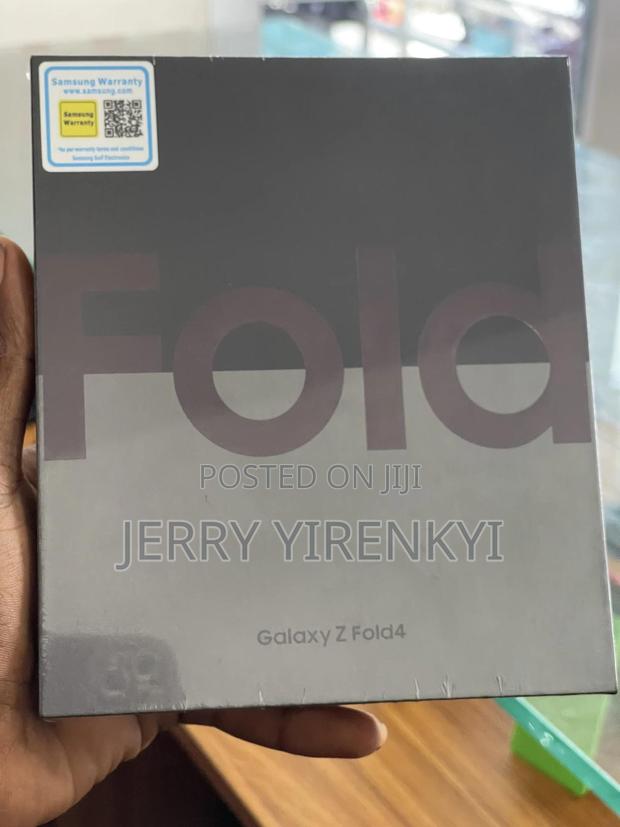 New Samsung Galaxy Z Fold4 256 GB Black photo 3