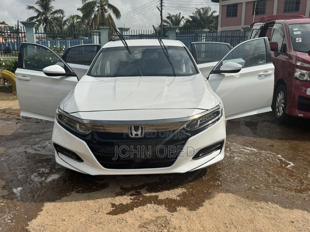 Honda Accord Sport 2018 White