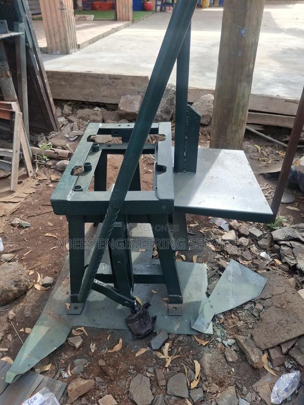 Local Made Block Machine photo 2