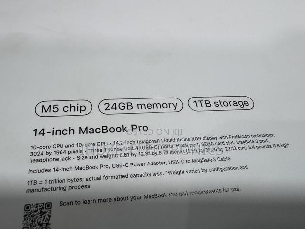 New Laptop Apple Macbook Pro 2025 M5 14-Inch 24GB SSD 1T photo 2