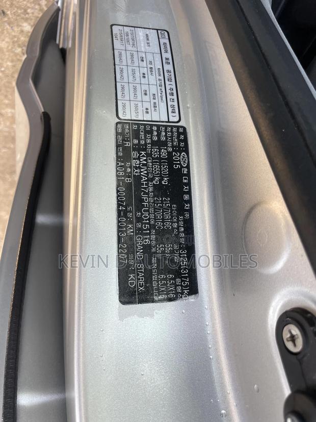 Hyundai Starex 2015 Silver photo 6