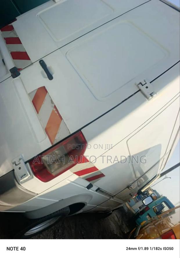 Mercedes-Benz Sprinter 2001 White photo 6