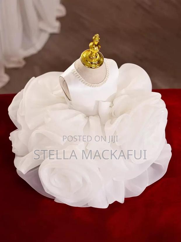 Elegant Gowns for 2-6yrs · Photo 4
