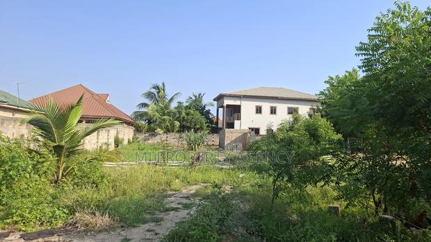 1 and Half Plots at Tema Community 25 Near Devtraco · Photo 4