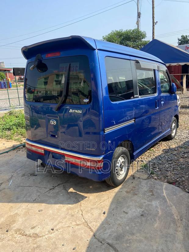Daihatsu HIJET 2010 Blue photo 5